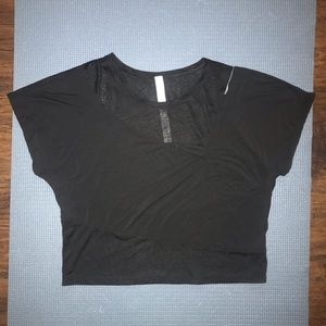 LULULEMON top